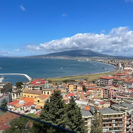 아파트 Central Apartment *