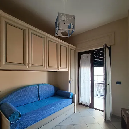 Central Apartment 카스텔라마레디스타비아