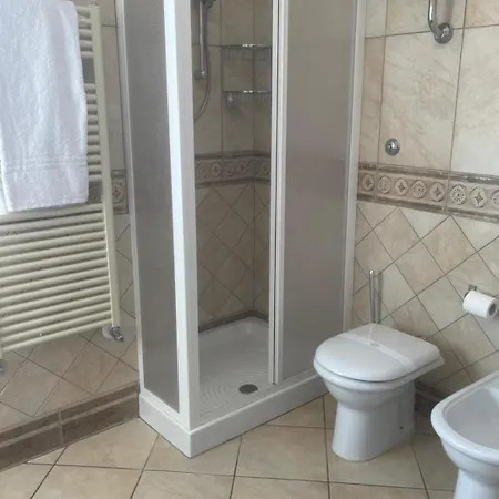 Central Apartment * 카스텔라마레디스타비아