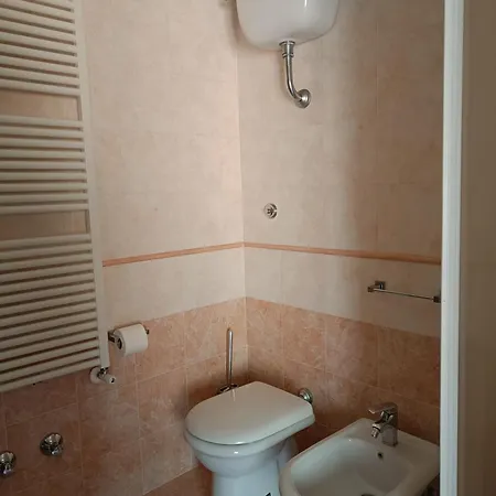 아파트 Central Apartment 카스텔라마레디스타비아