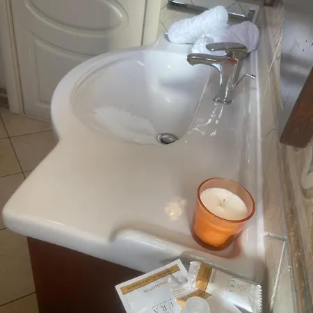Central Apartment *