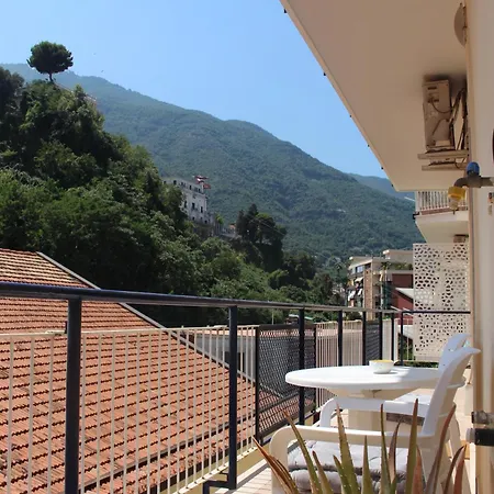 Central Apartment Appartamento Castellammare di Stabia