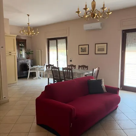 Central Apartment *